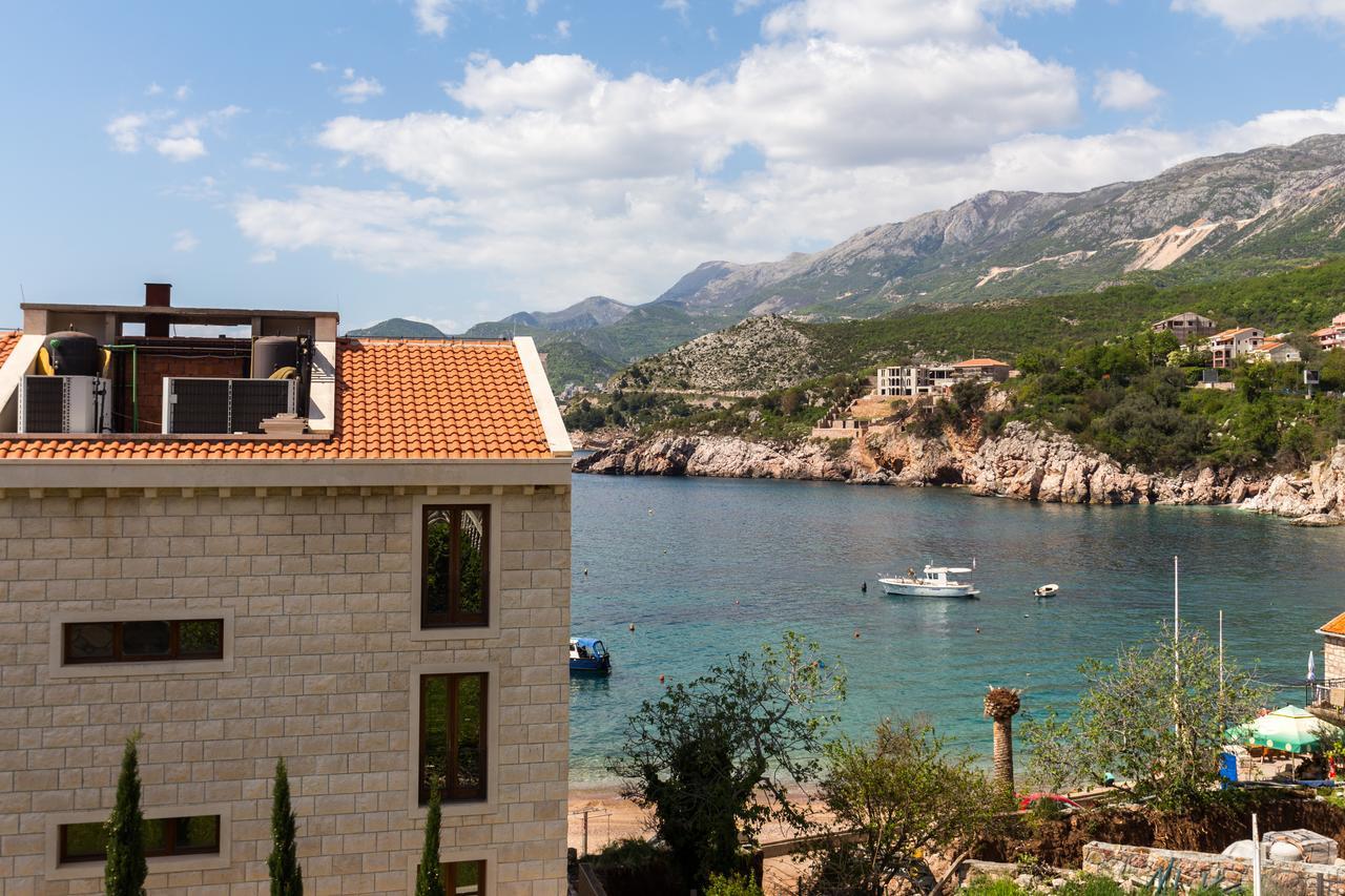 Apartments Varja Sveti Stefan Exterior photo