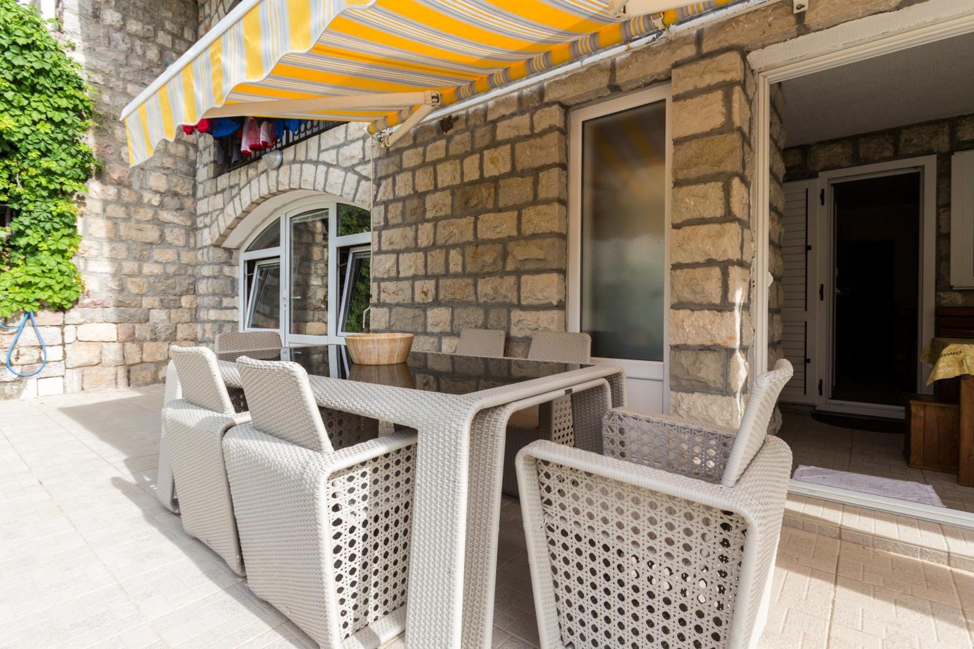 Apartments Varja Sveti Stefan Exterior photo