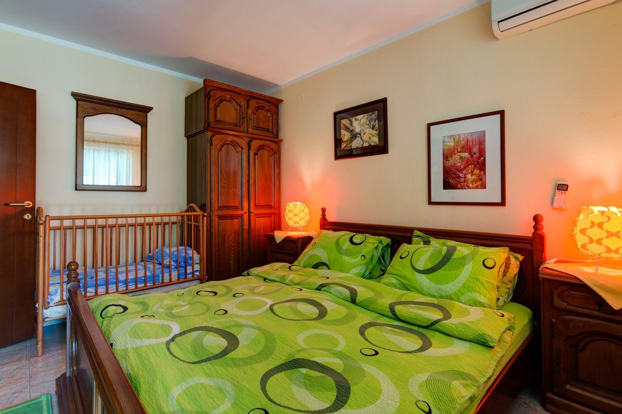 Apartments Varja Sveti Stefan Exterior photo